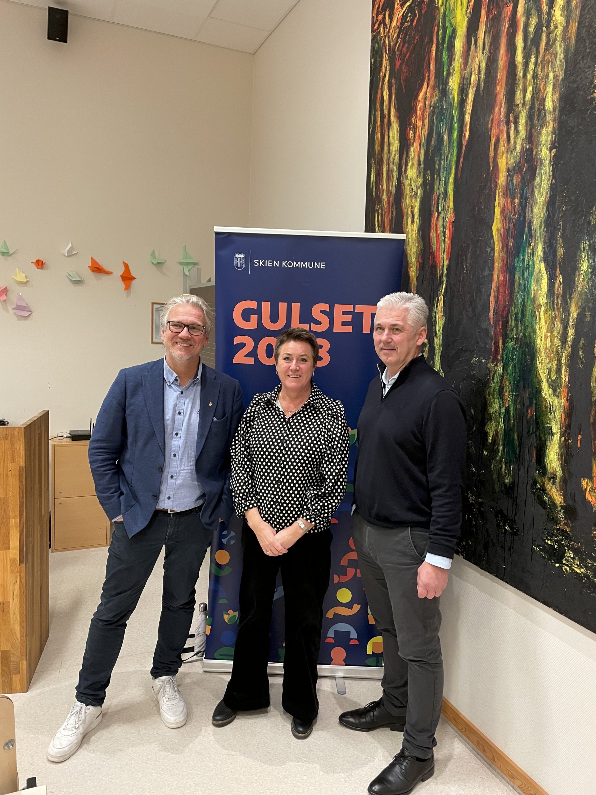 Ble møtt av full sal på folkemøte