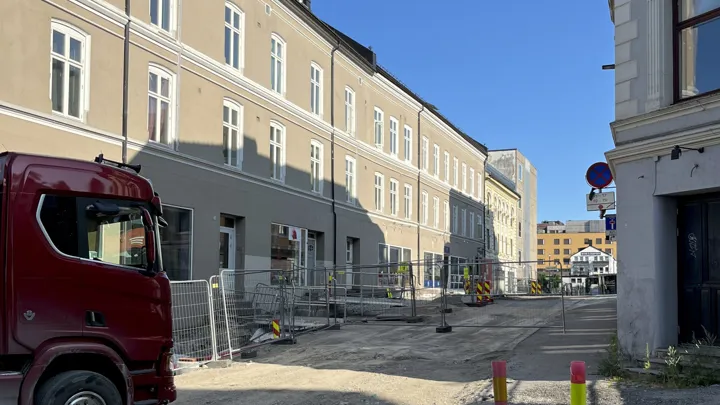 Bilde fra Kongensgate og fortauene som skal ferdigstilles.