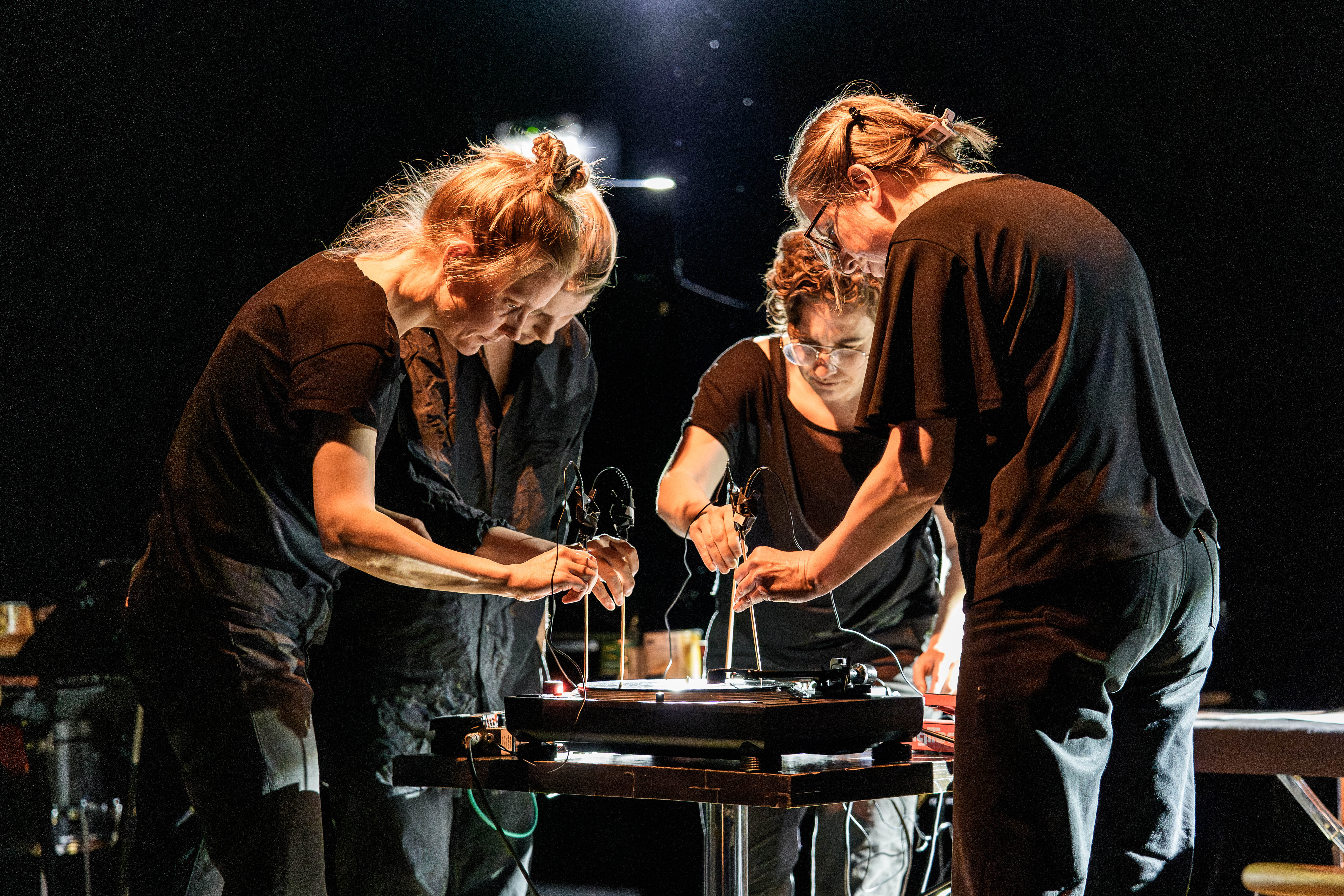 Nylyd #106: Pinquins - Talk Circus