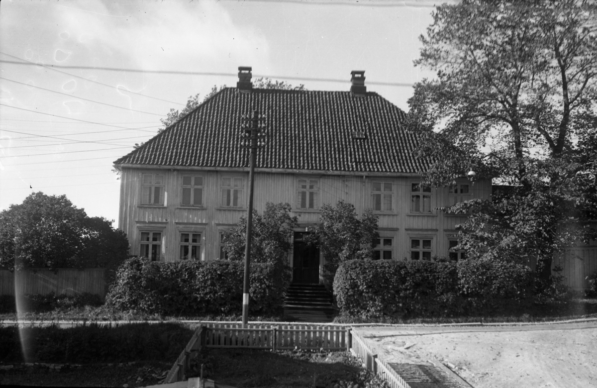 Skien prestegård